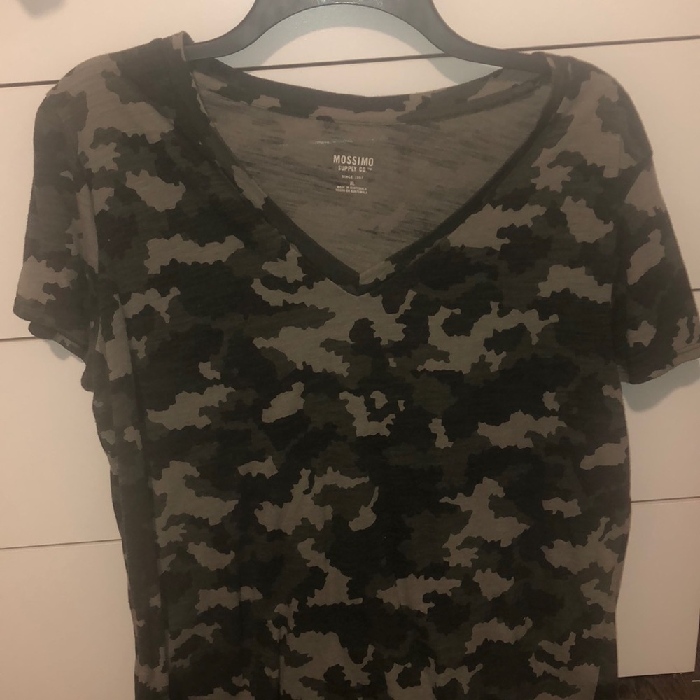 Women’s camo t-shirt